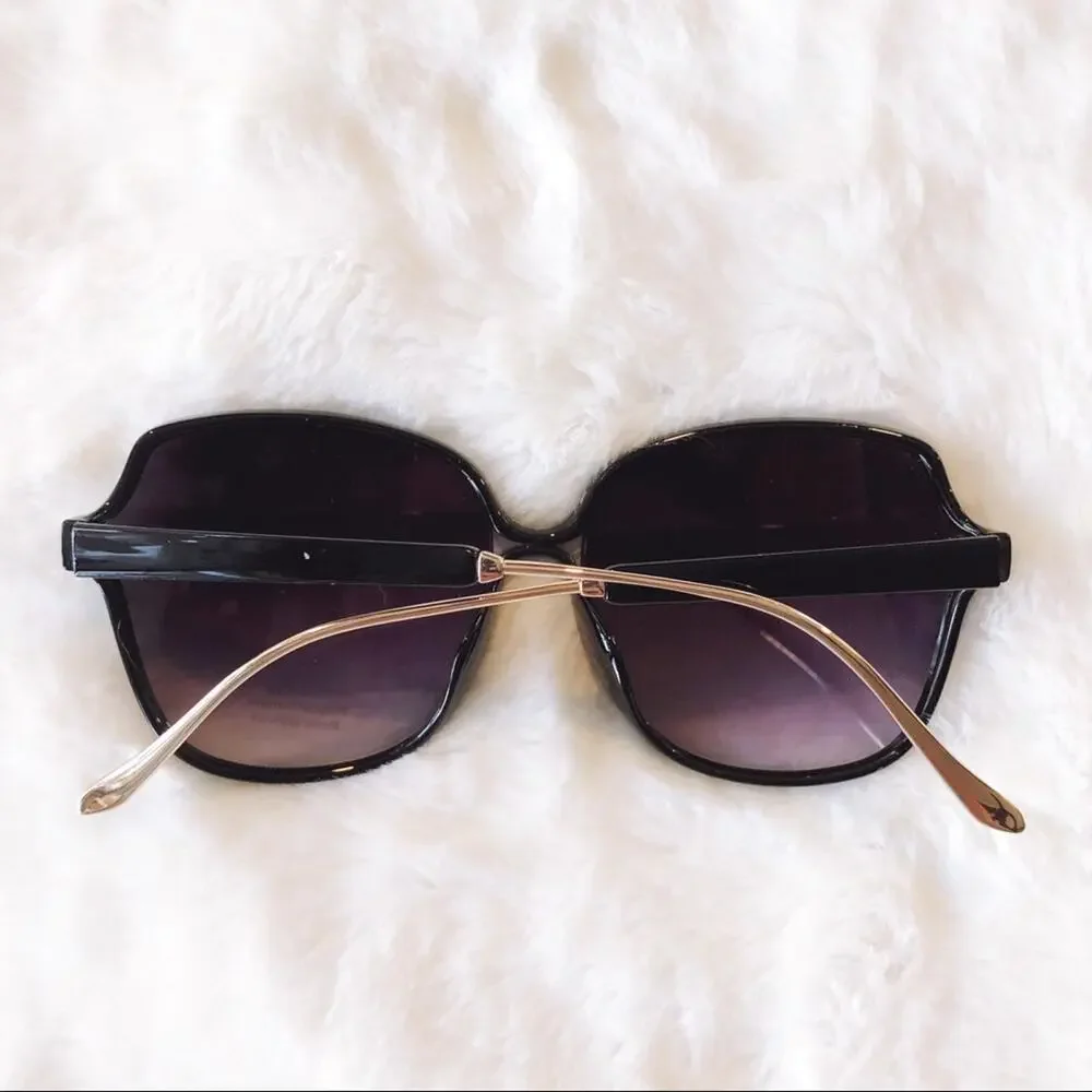 Charlotte Black Oversized Metal Round Sunglasses